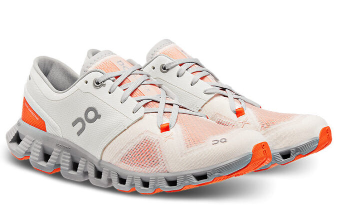 Cloud X 3 “Ivory Alloy”