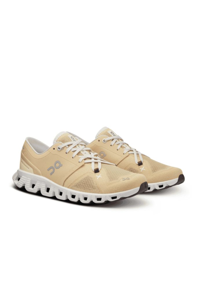 Cloud X 3 “Savannah Frost”