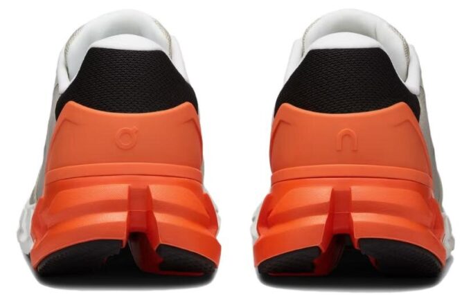 Cloudflyer 4 “Sand Flame”