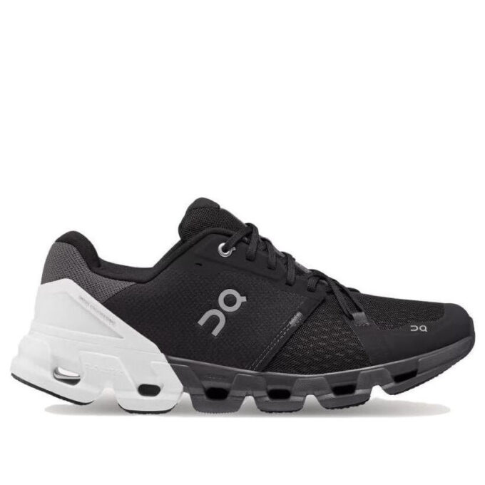 Cloudflyer 4 Wide “Black White”