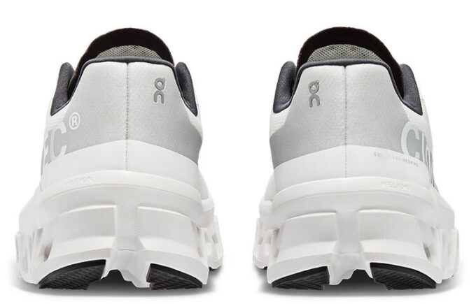 Cloudmonster “Undyed White Black”