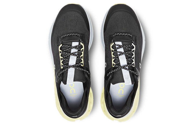 Cloudnova Flux “Black Hay”