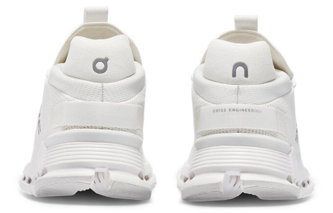 Cloudnova “Undyed White”