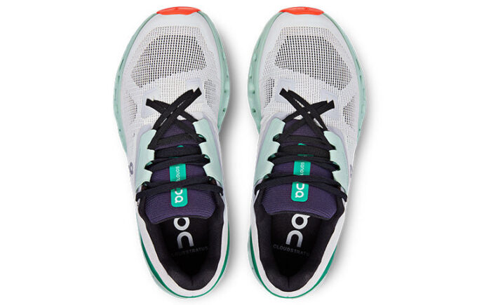 Cloudstratus “Undyed White Creek”