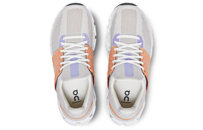 Cloudswift 3 Ad “Sandstone”