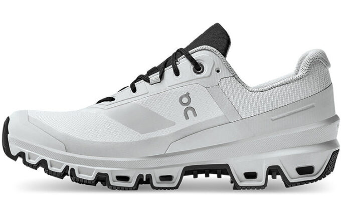 Cloudventure “Glacier Black”