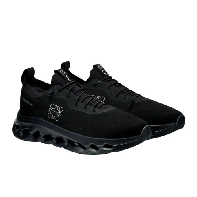 On Running x LOEWE Cloudtilt “All Black”