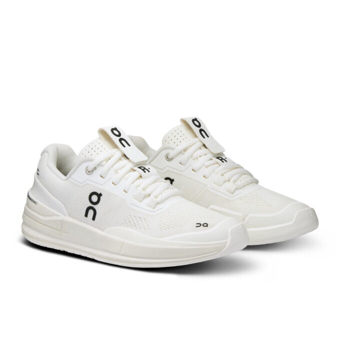 The Roger Pro “Undyed White Black”