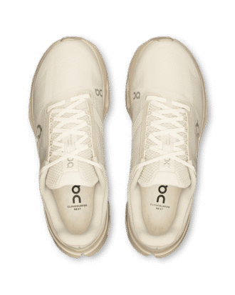 Women Cloudsurfer Next